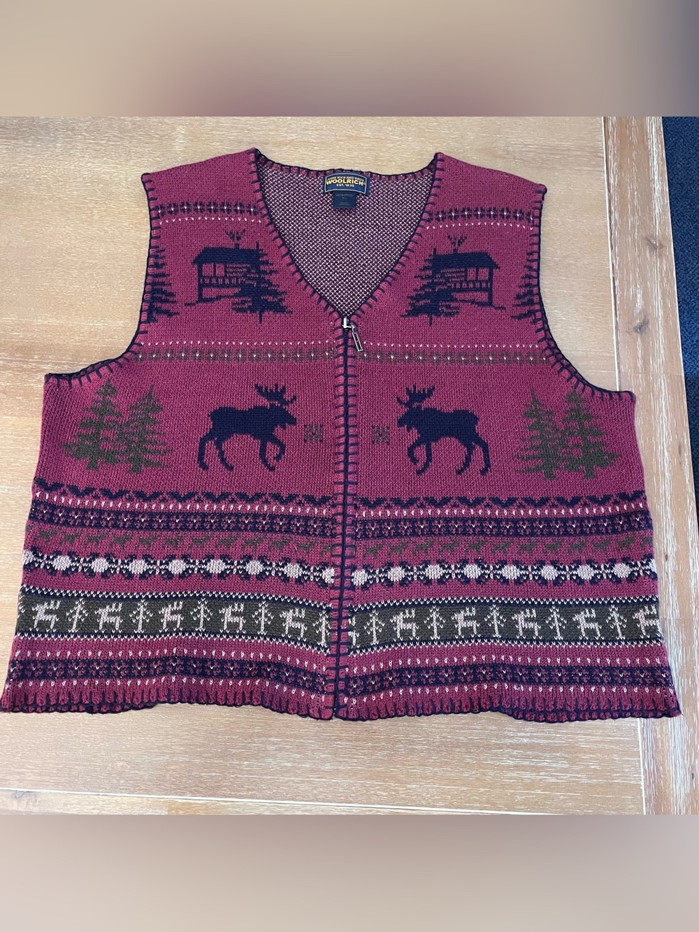 Women's Woolrich Sweater
Full Zip Vest XL Western
Pattern w/ Moose Wine Color
